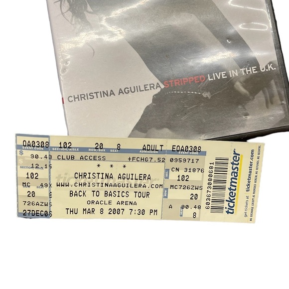 Christina Aguilera Stripped Live In The U.K. Concert DVD with 2007 Ticket Stub - Picture 7 of 7